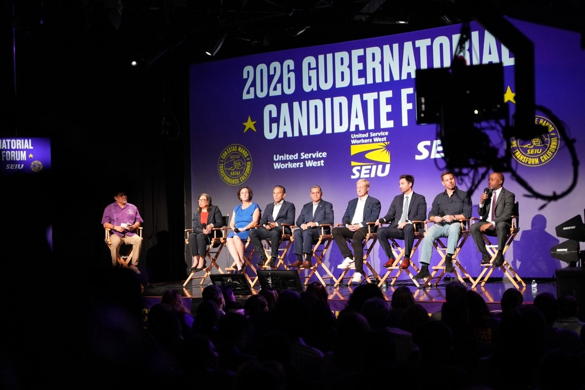 Celebran foro de trabajadores con candidatos a gobernador de California
