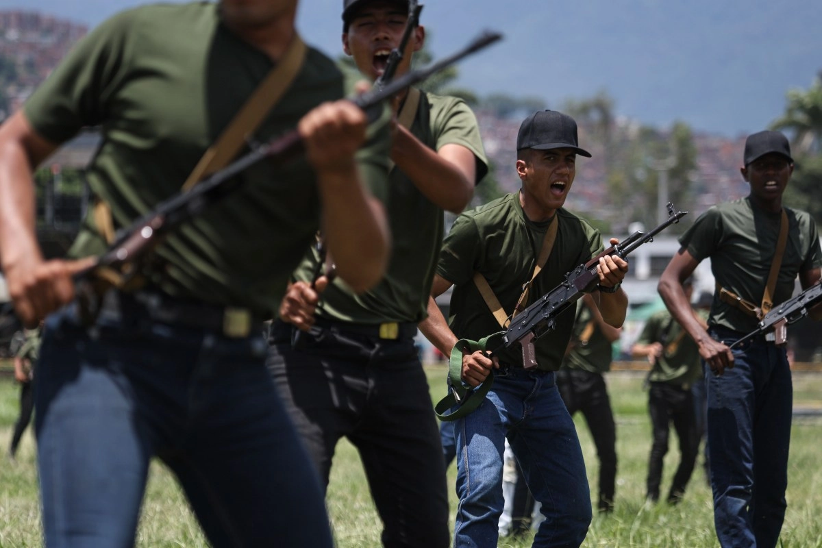 EEUU urge a sus ciudadanos abandonar Venezuela de inmediato alerta por presencia de milicias