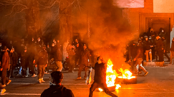 Mdicos en Irn denuncian hospitales saturados tras dos semanas de protestas