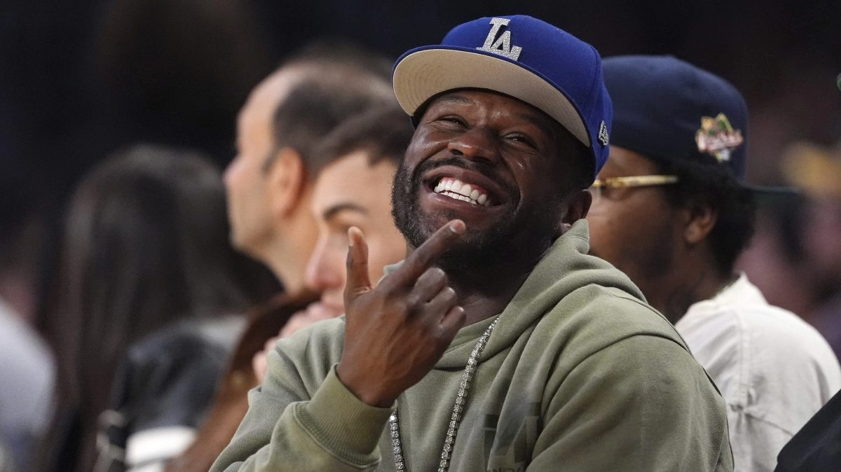 Floyd Mayweather Jr poda haber cado a la lona contra Crawford segn Naseem Hamed