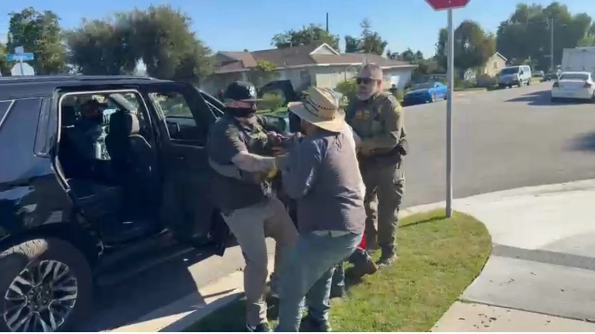 Cuestionan falta de apoyo de alcaldesa de Downey frente a ataques a inmigrantes