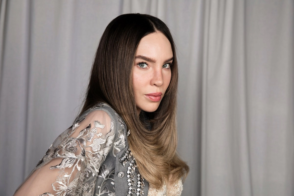 Sale la primera imagen de Belinda con el elenco de 8216Carlota8217 en Espaa