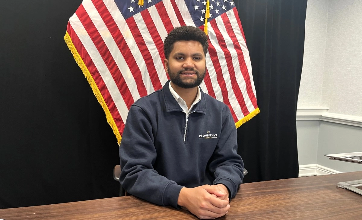 8216Trump te va a deportar8217 grit sujeto al congresista Maxwell Alejandro Frost antes de golpearlo