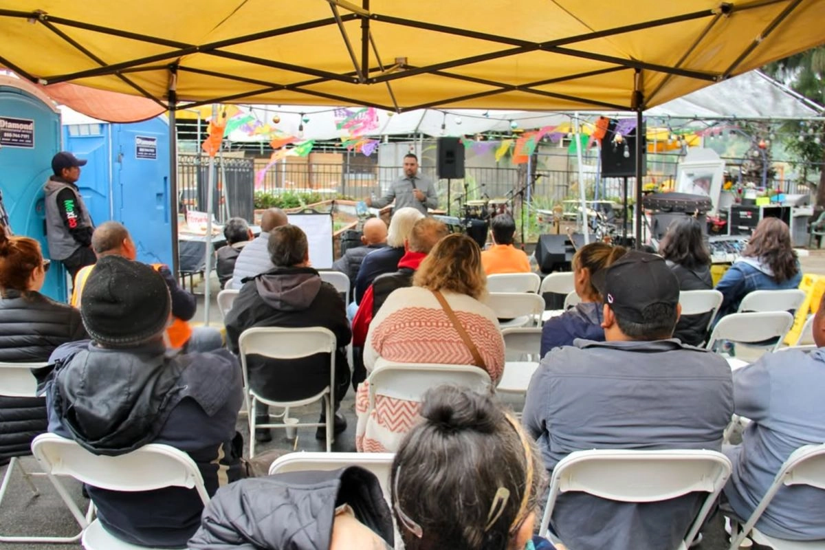 Organization invites you to celebrate the Day of Love and Friendship by helping dayworkers