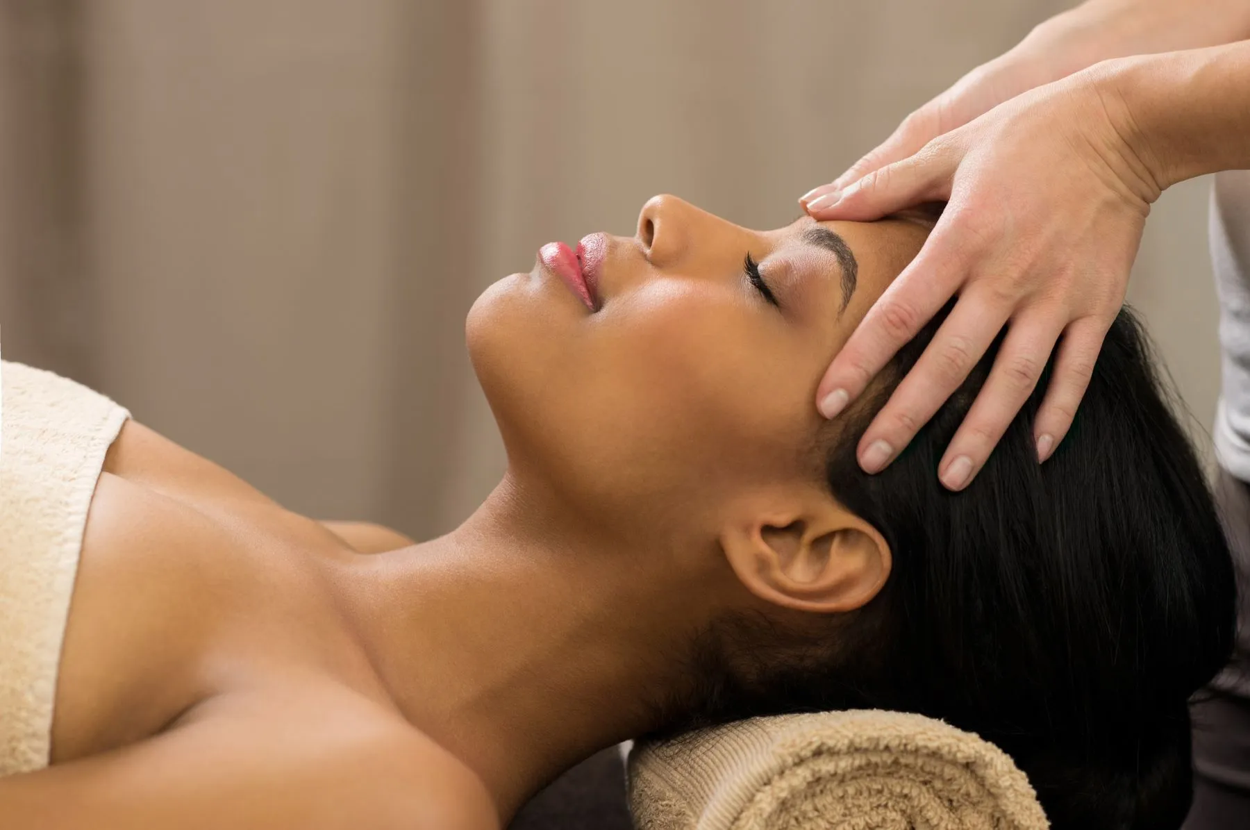 The Hidden Power of Scalp Massage for Stronger Hair Growth