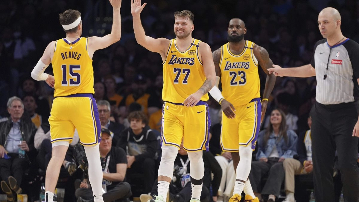 Lakers preparing significant increase in ticket prices for 202627