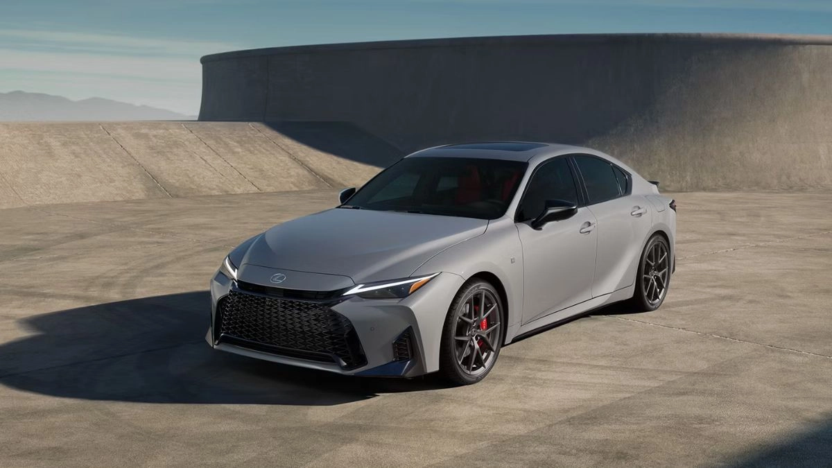 Lexus doesnt sleep and wants to revive a car that you will love