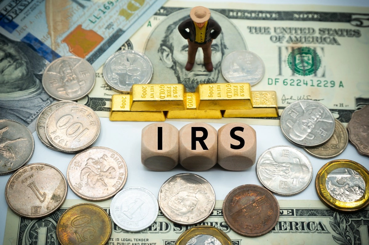 How does the IRS know that I sold gold and how much tax to charge