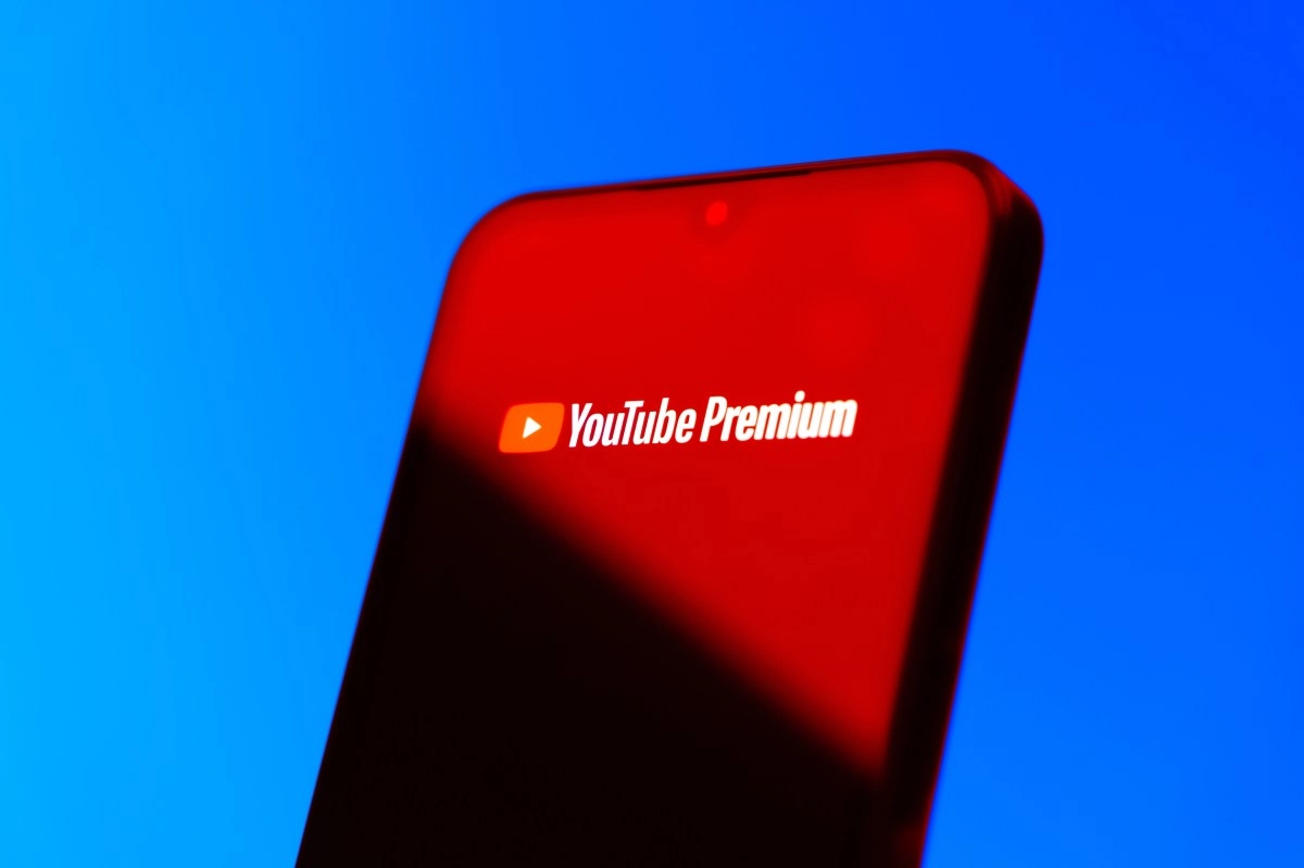 YouTube Premium Lite sum background play and downloads