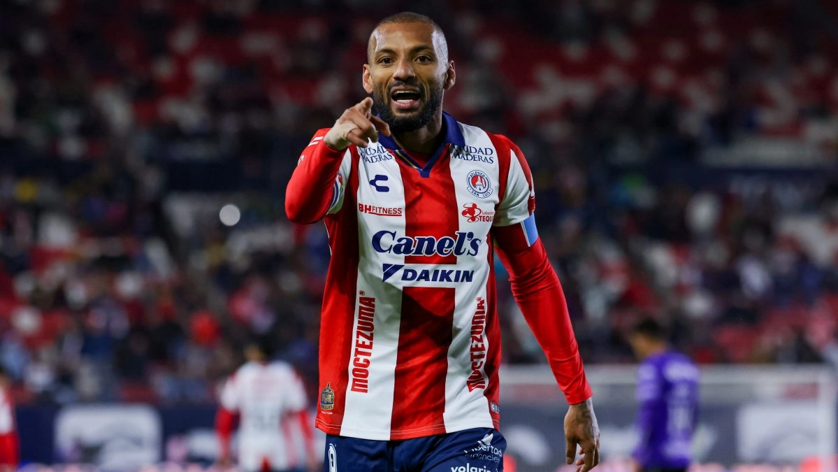 Cruz Azul didnt want to break the piggy bank to sign the Italian Joao Pedro