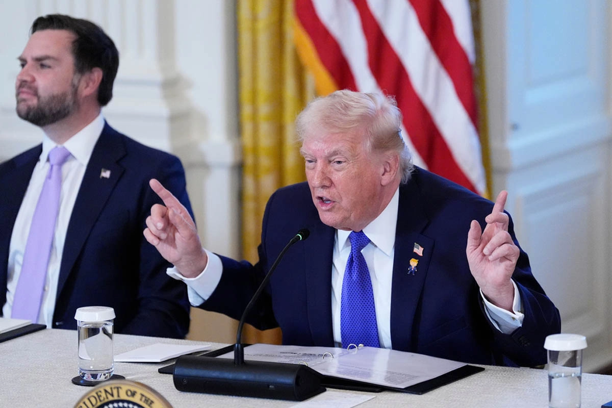 Donald Trump exhibits JD Vance for not convinced to start a war against Iran