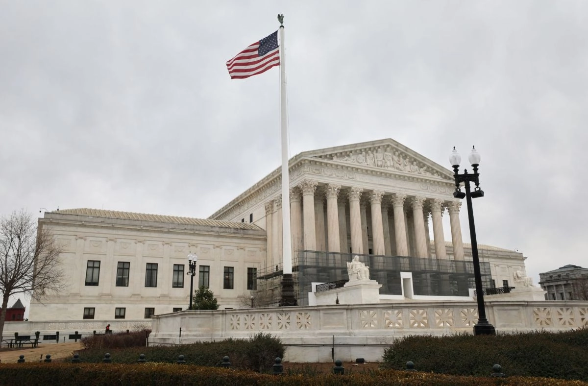 Confidence in the Supreme Court falls to alltime low according to survey