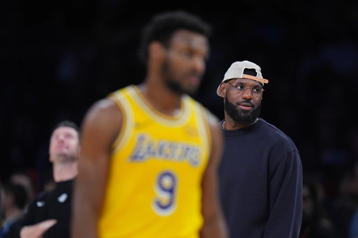 LeBron James broke a board after losing duel 1 vs 1 says Bronny