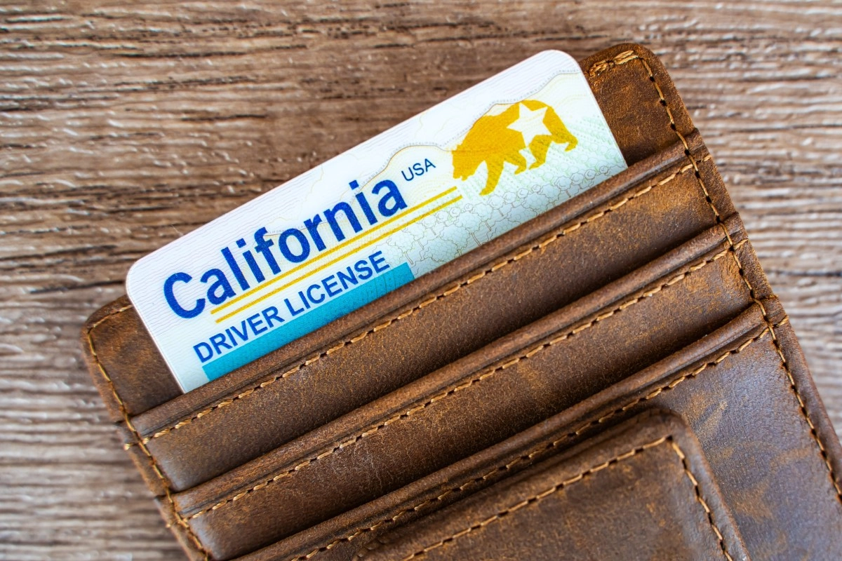 How to renew your drivers license in California methods and requirements