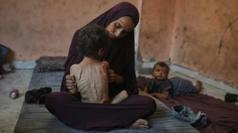 Hormuz blockade threatens inflation food catastrophe and plunging 32 million people into poverty