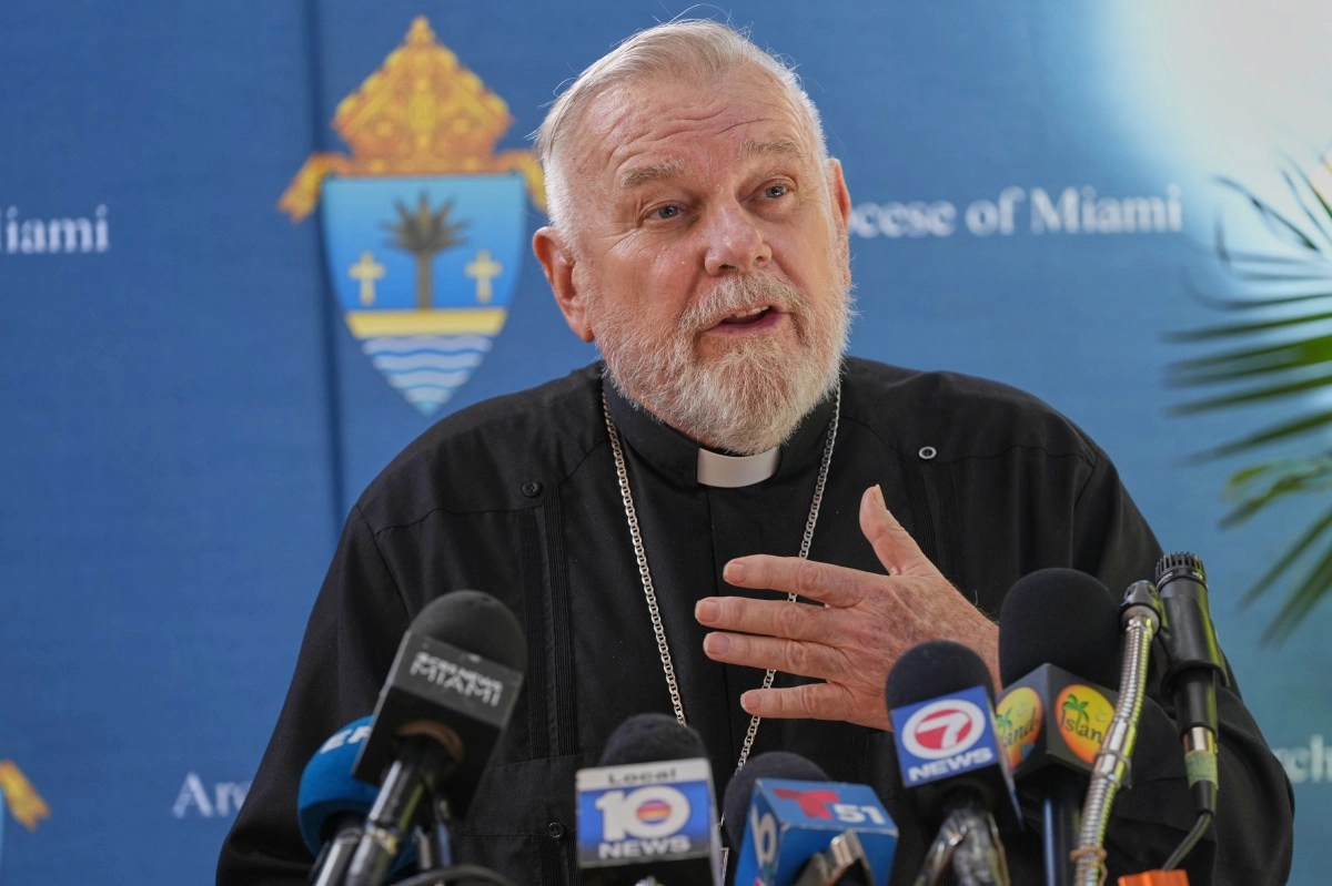 Archdiocese of Miami criticizes cut of 11 million to Catholic Charities for migrant minors