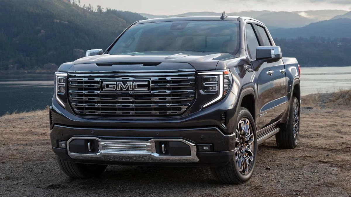 Numbers in red GM is on alert for electric cars