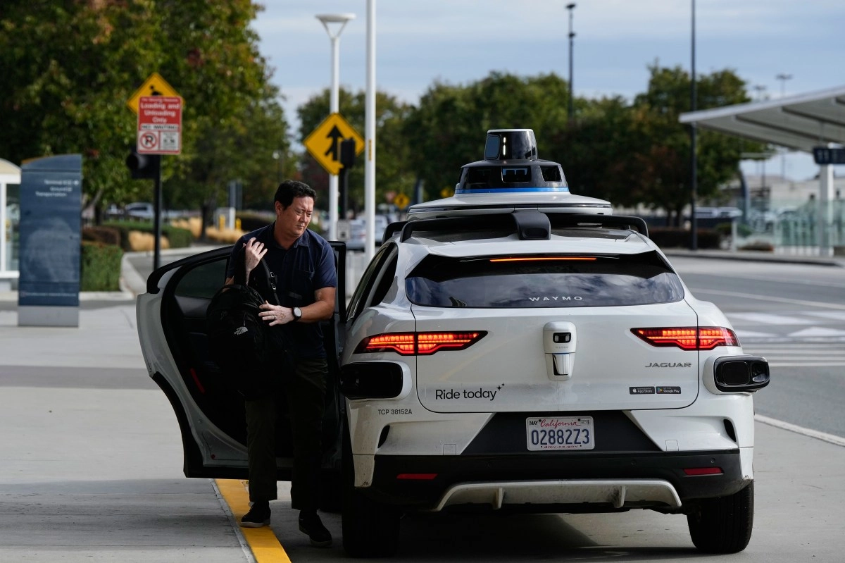 California police departments to fine autonomous vehicles