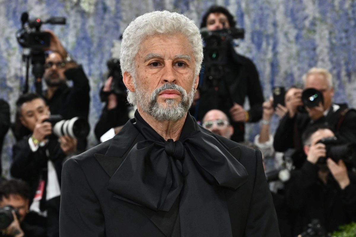 The awkward meeting between Bad Bunny and the Kardashians at the Met Gala