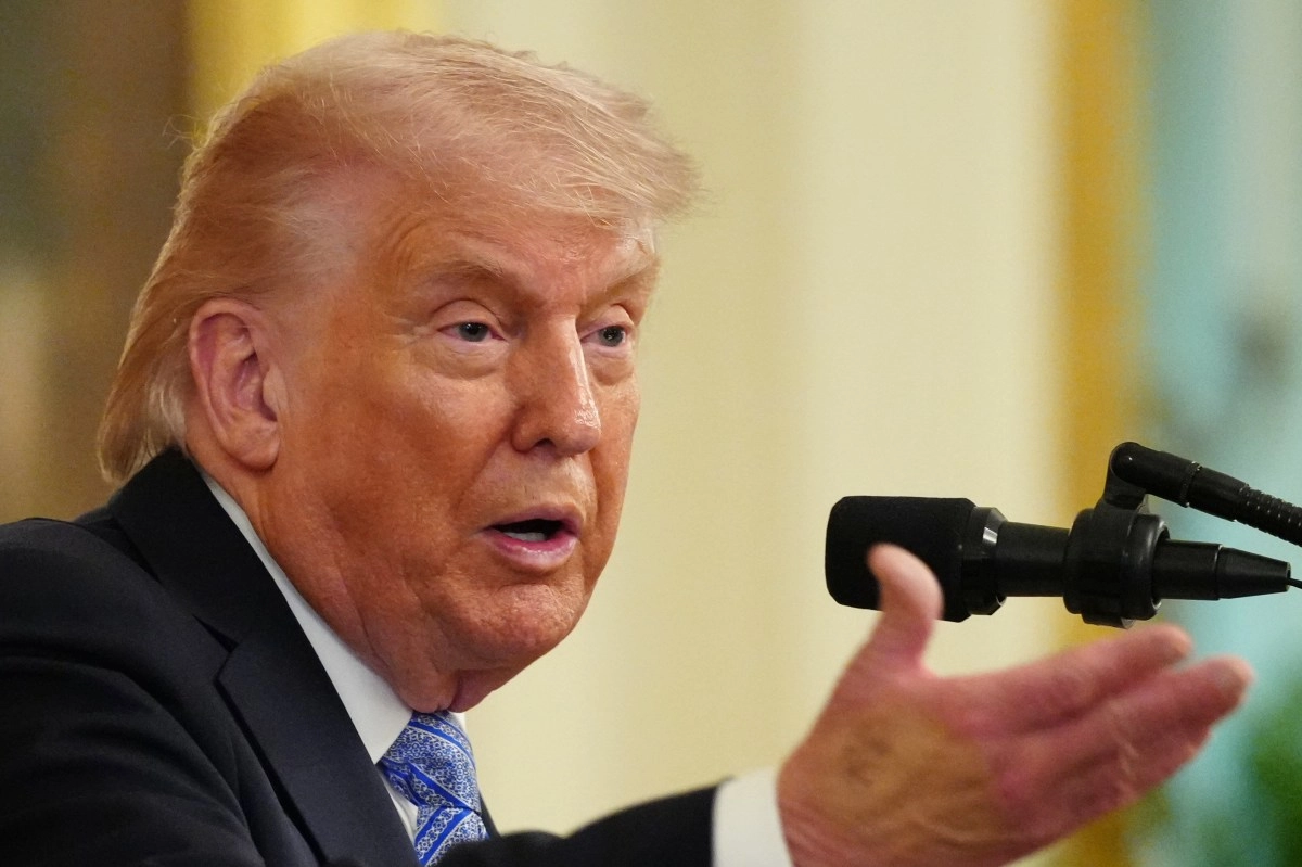 Donald Trump threatens Iran with intensity attacks if it doesnt access a peace deal