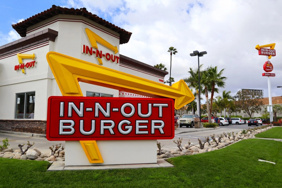 Famous burger restaurant in California plans to open new locations in 6 states