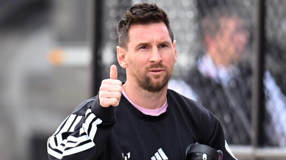 Adidas steps strong with a commercial that brings Messi together with other football legends