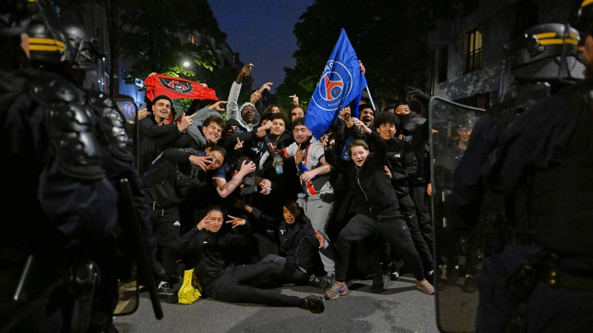 PSG classification to the Champions final causes riots and leaves 127 arrested and 11 injured