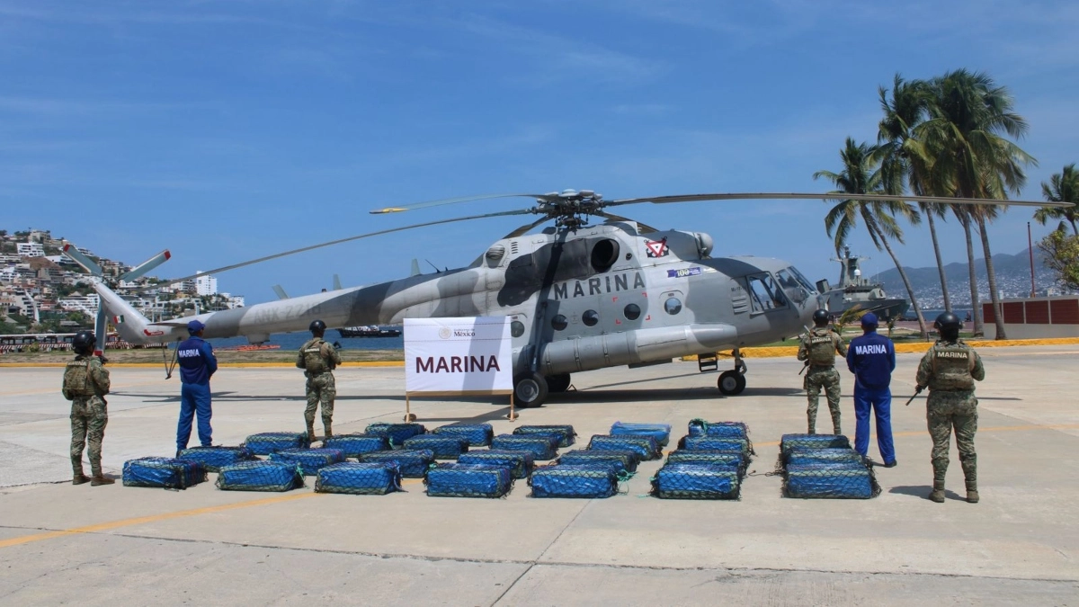 Navy of Mexico intercepts boat with 26 packages of cocaine in Guerrero