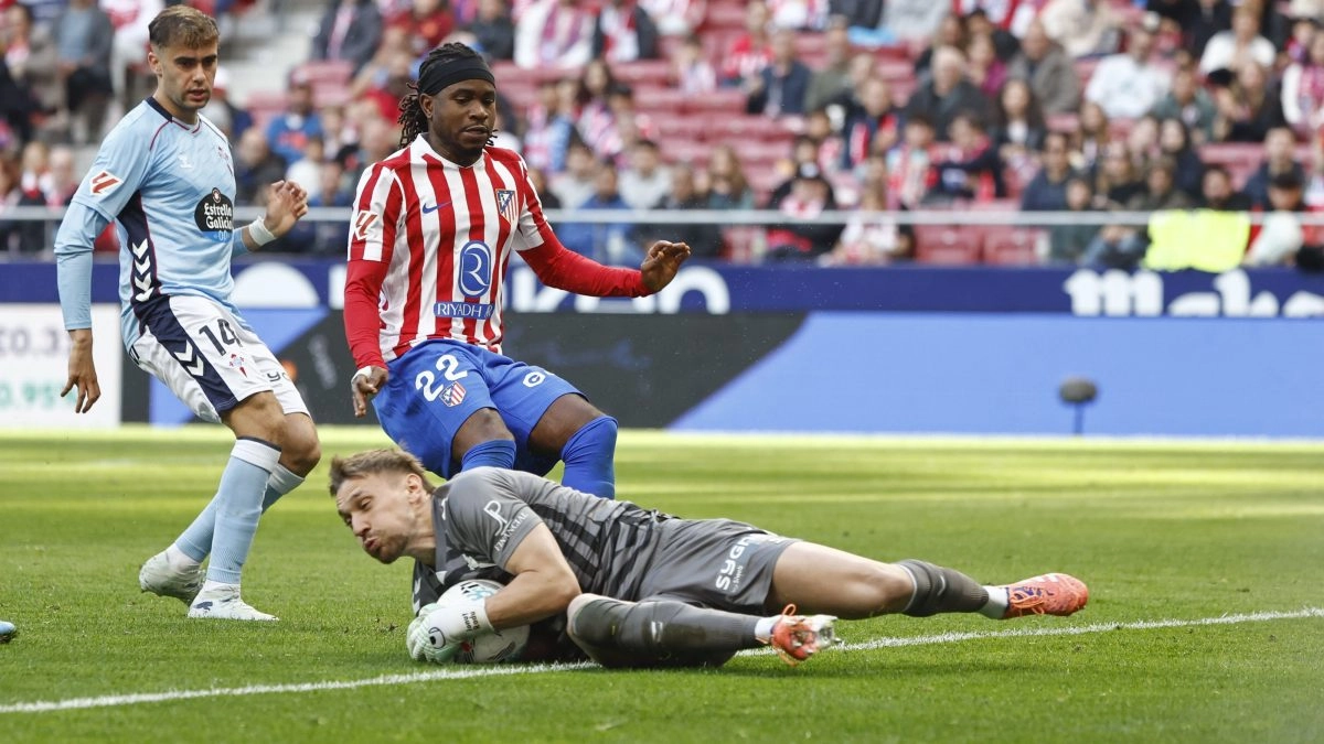 Obed Vargas added his 4th game with minutes but Atltico de Madrid fell to Celta 01