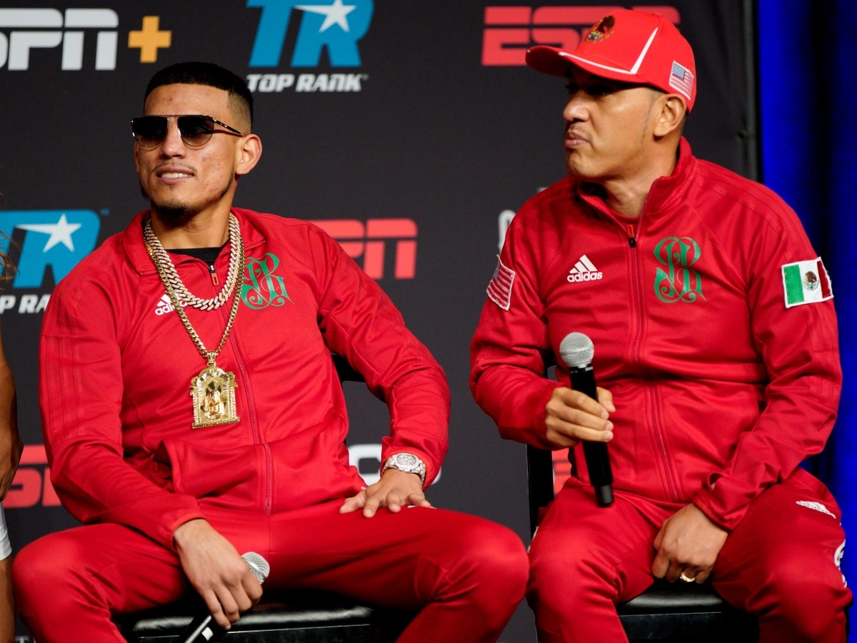 Father of David Benavdez underestimates Jai Opetaia We knocked him out in two rounds