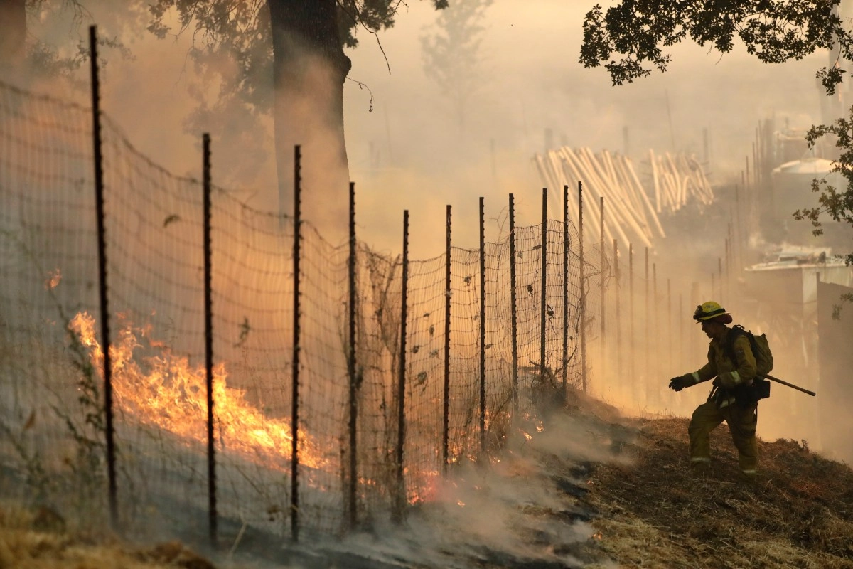 Extreme heat raises risk of fires in southern California