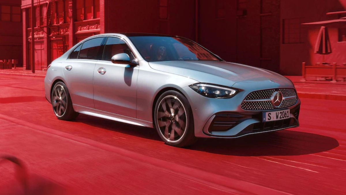 MercedesBenz recalls more than 144000 cars due to digital glitch