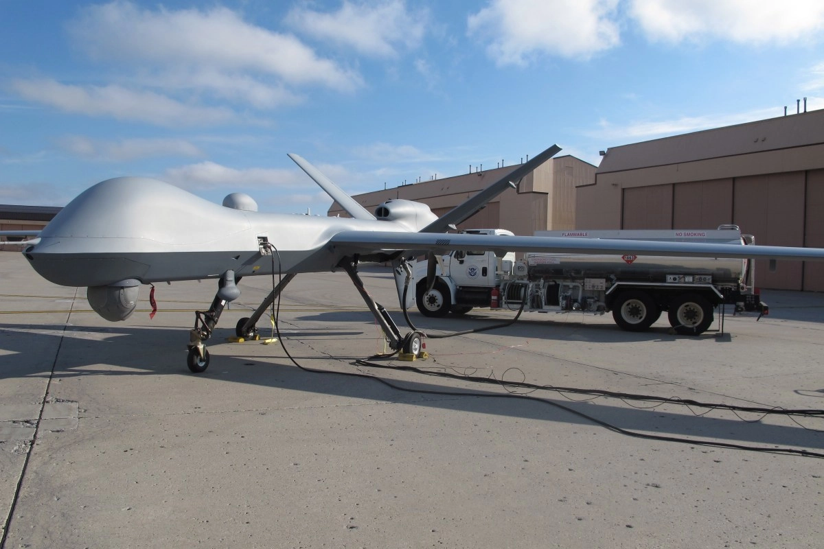 The US carried out 25 military flights near Cuba for intelligence work reveals CNN