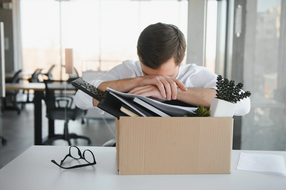 Young Americans feel more pessimistic about the job market according to survey