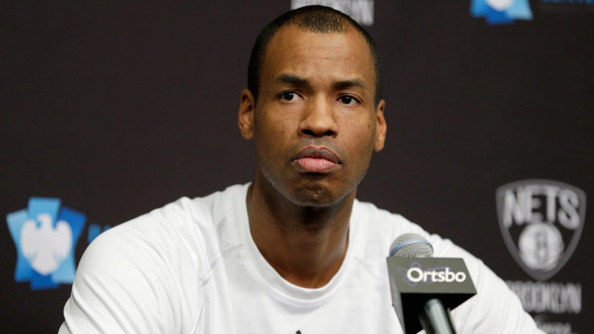 Jason Collins the first openly gay player in the NBA dies of cancer