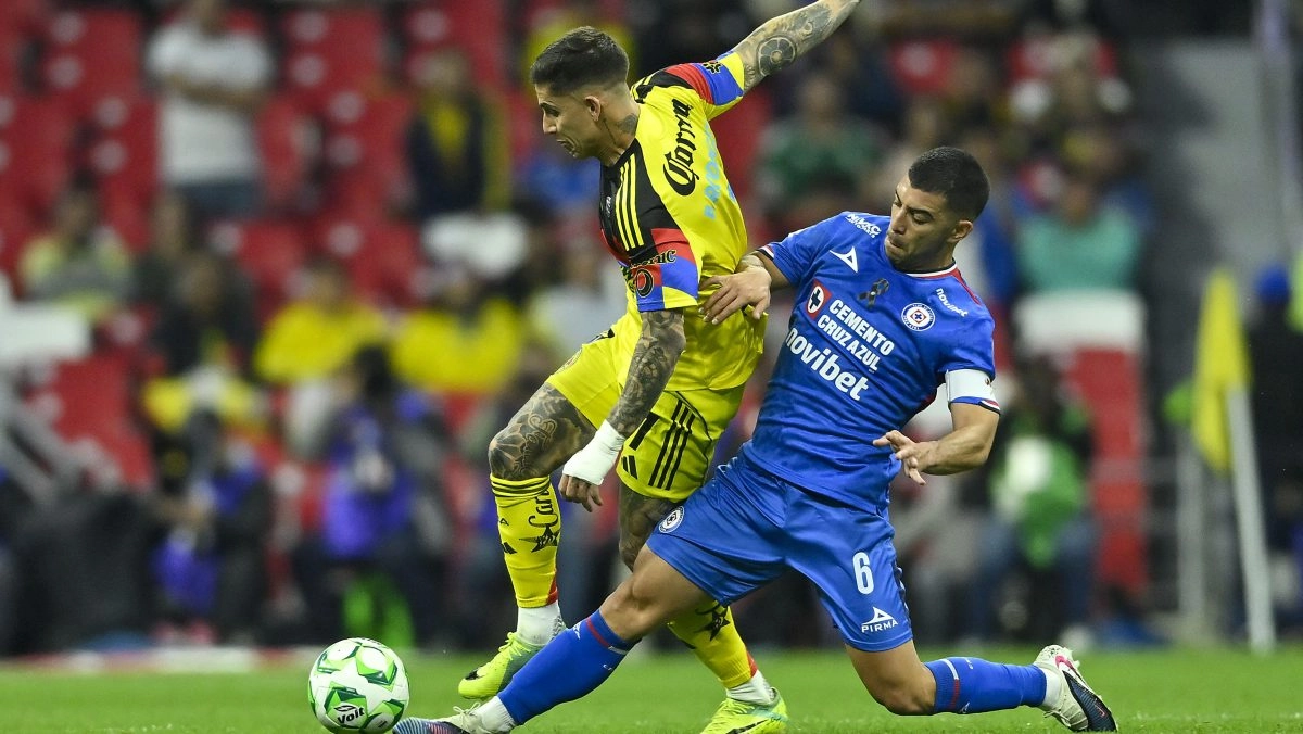 rik Lira has the capabilities to be a starter in the World Cup according to Israel Lpez