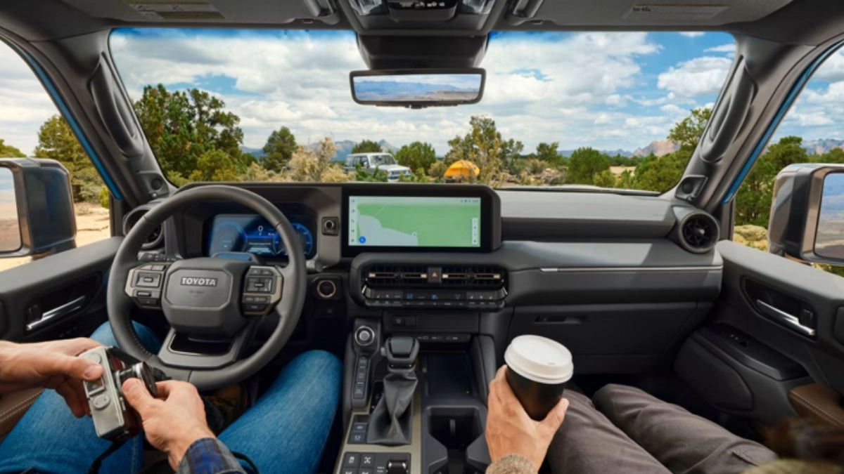 Google renews Android Auto with AI and more entertainment