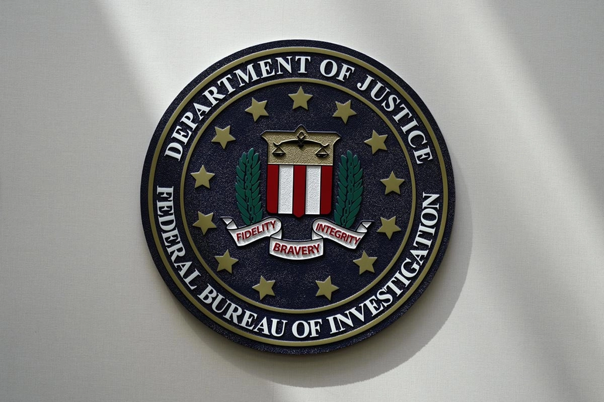 FBI offers 200000 for information to detain agent accused of spying for Iran
