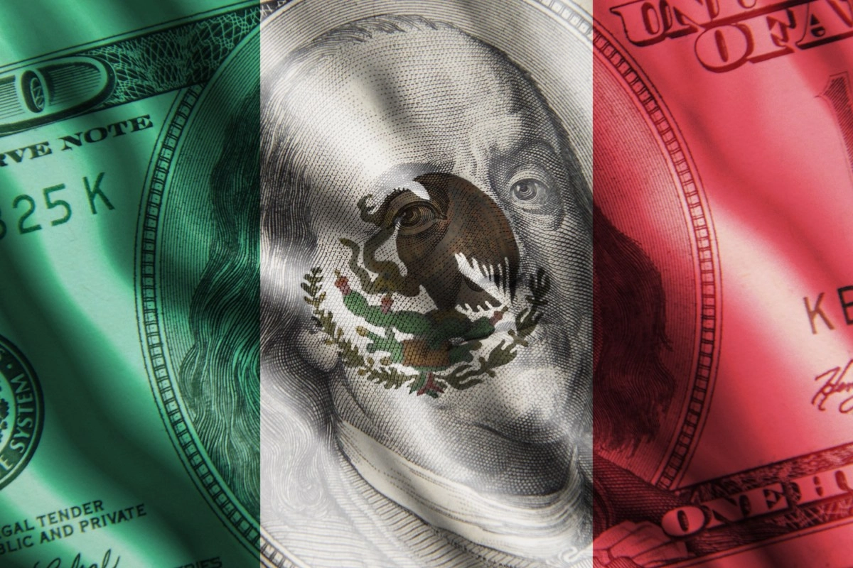 Dollar price in Mexico today May 15 2026 the green banknote is strengthening