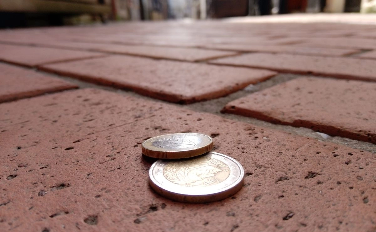 The spiritual meaning of finding coins in the ground more than luck