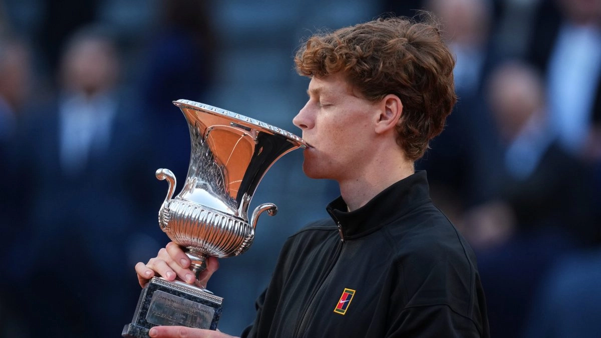 Jannik Sinner defeats Ruud completes the Masters 1000 collection and makes history in front of his people