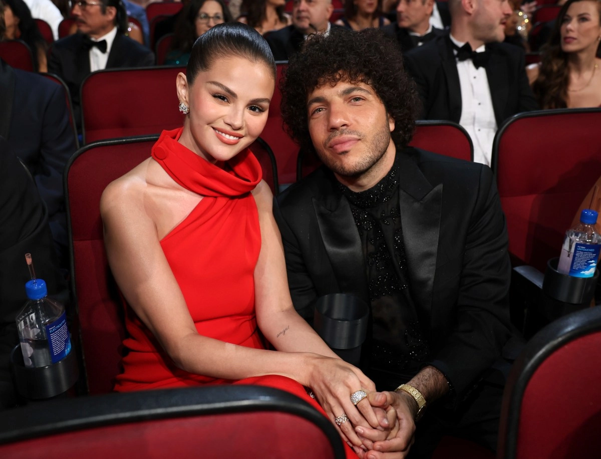 Eat like a girl Benny Blanco on Selena Gomezs eating habits