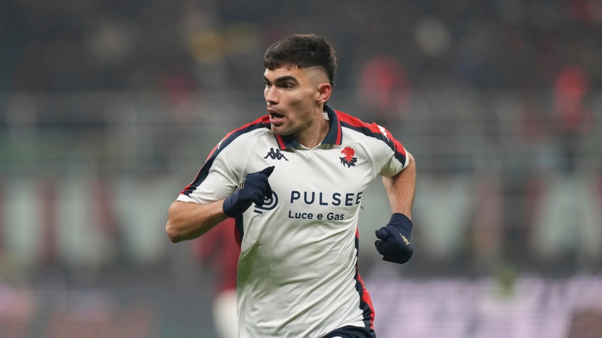 Johan Vsquez scores a goal in a Mexican duel against AC Milan Santi Gimnez still hasnt broken his drought