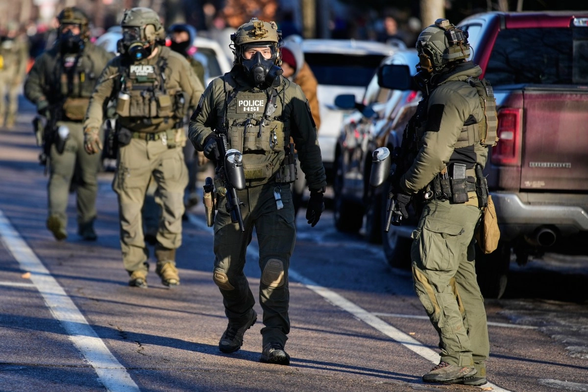Minnesota prosecutor charges charges against ICE agent who shot Venezuelan