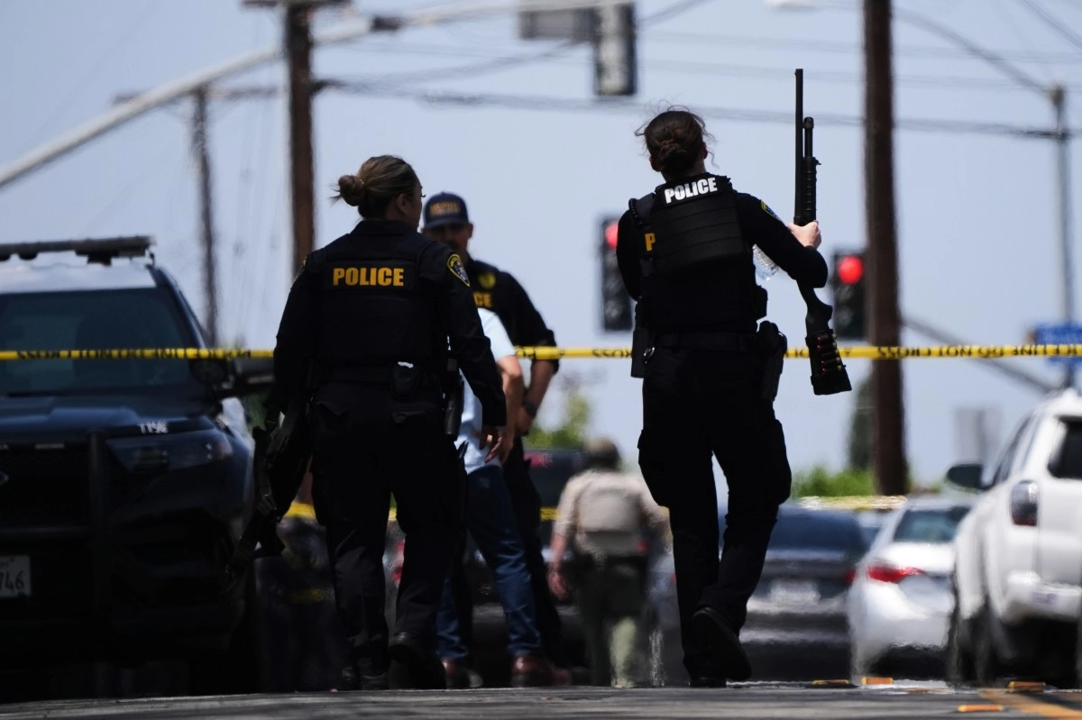 Armed attack at Islamic Center of San Diego leaves five dead including suspects
