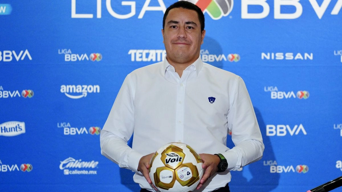 Efran Jurez and his controversial congratulations to the whistler Daniel Quintero Huitrn