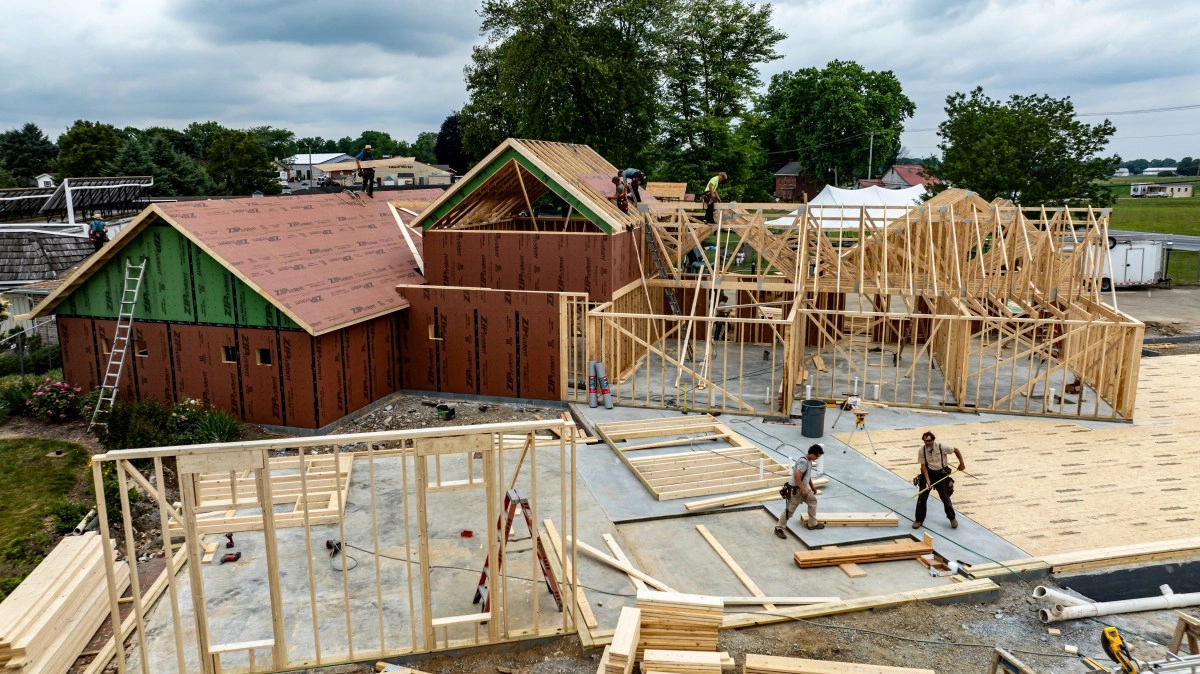 US home construction fell sharply in April
