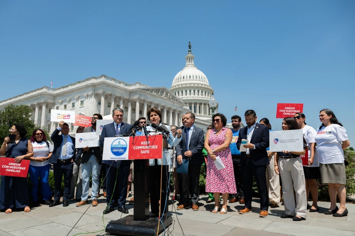 The voice of Latinos also builds the future of the United States