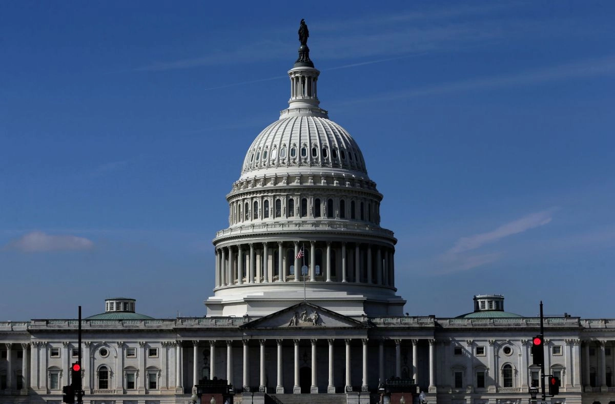 Republicans postpone vote on Trumps 72 billion immigration plan