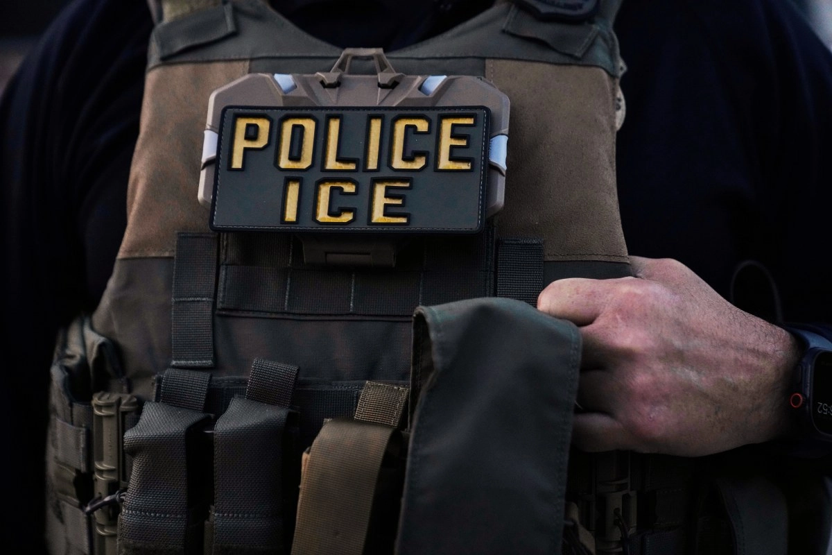 Elderly Los Angeles car wash owner sues ICE for 50 million